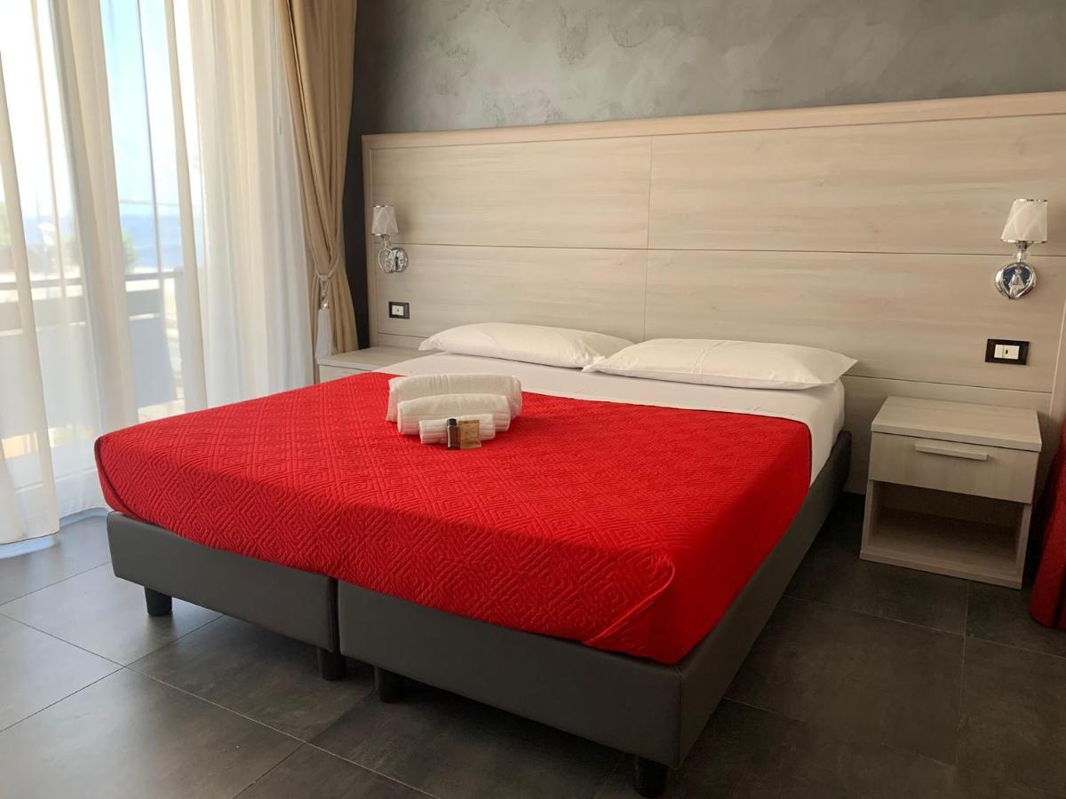 B&B Margherita Месина Екстериор снимка